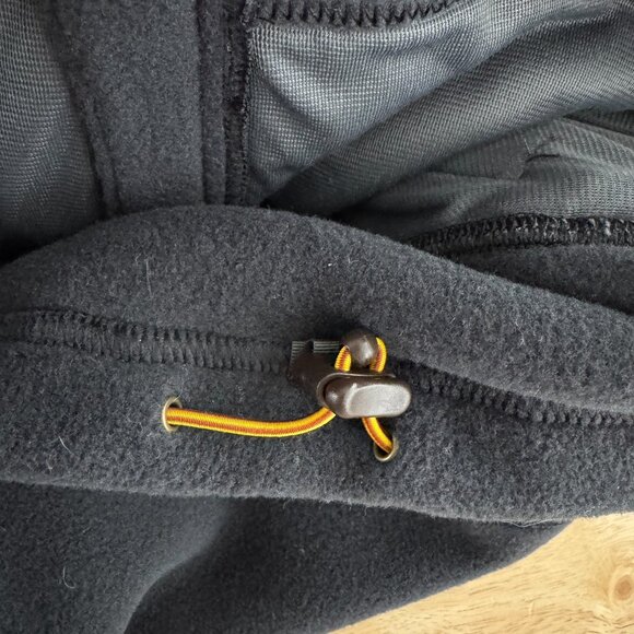 L.L. Bean Mountain Classic Fleece Vest Womens 1X Black Zip Outdoor NWT CJ-1963 - Picture 7 of 9